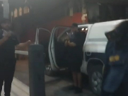  مستوطنون يقتحمون ساحة مسجد قرية المشهد القديم تحت حماية الشرطة